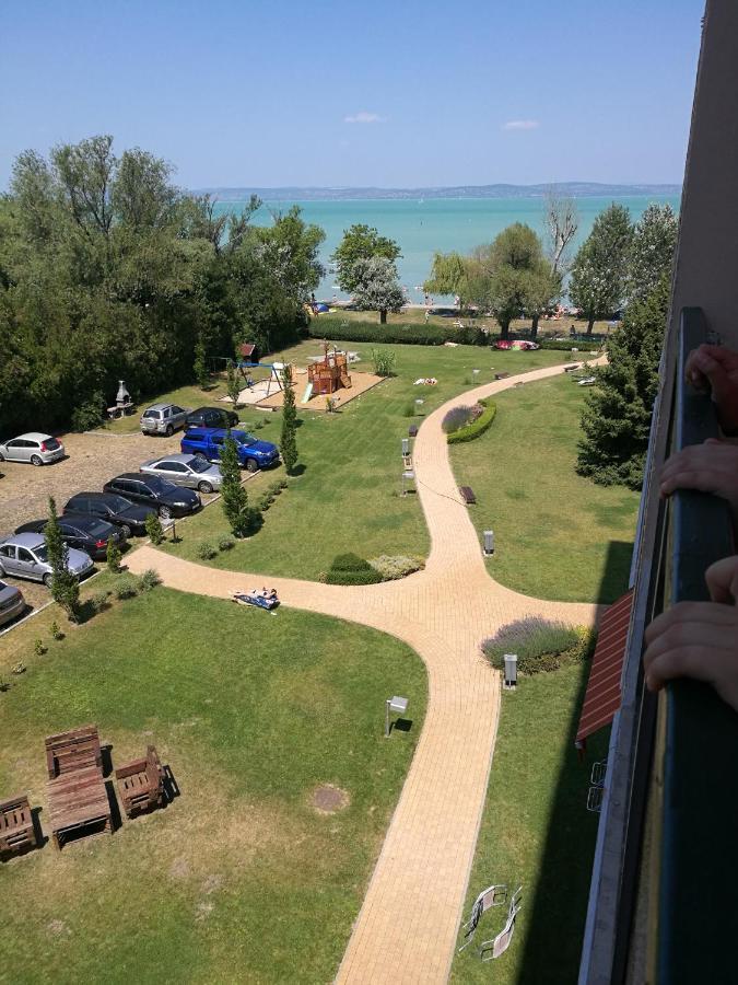 Hanga Apartman Сиофок Екстериор снимка