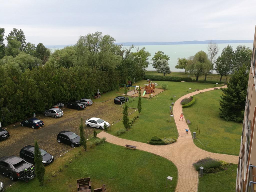 Hanga Apartman Сиофок Екстериор снимка